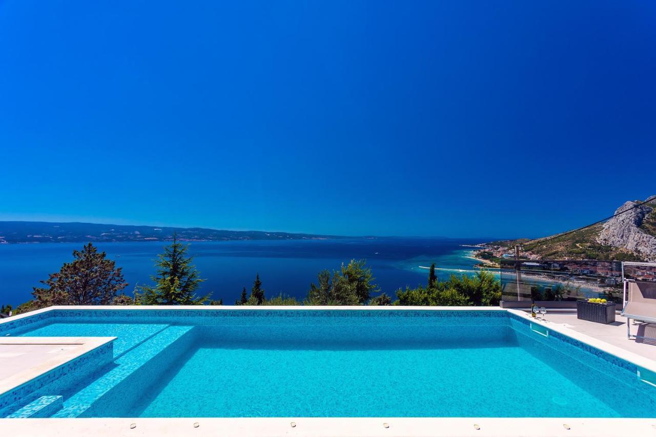 Villa Belvedere With Heated Pool, Billiards, Media Room, Sea Views,10 Pax Omiš Zewnętrze zdjęcie