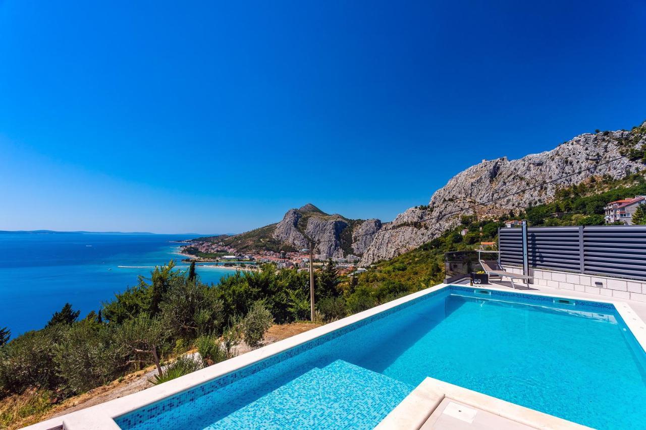 Villa Belvedere With Heated Pool, Billiards, Media Room, Sea Views,10 Pax Omiš Zewnętrze zdjęcie